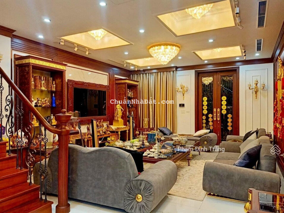 Biệt thự sân vườn, nội thất hoàng gia, an ninh tuyệt đối - Ba Đình - Tây Hồ - 200m2 x 4 tầng hầm Biệt thự sân vườn, nội thất hoàng gia, an ninh tuyệt đối - Ba Đình - Tây Hồ - 200m2 x 4 tầng hầm