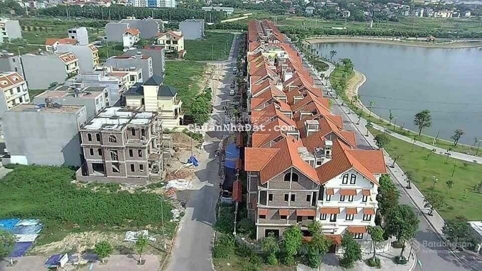 Cần bán căn biệt thự xây thô nhìn thẳng Hồ Điều Hoà - Tp BN. Giá chỉ 3x tỷ Cần bán căn biệt thự xây thô nhìn thẳng Hồ Điều Hoà - Tp BN. Giá chỉ 3x tỷ