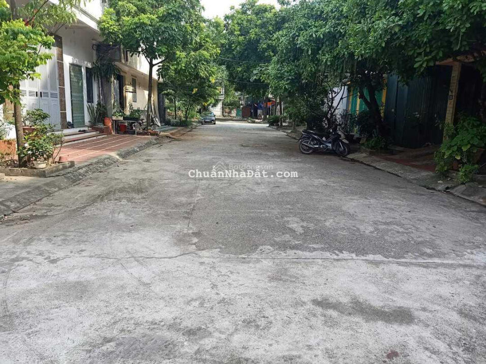 Nhà đẹp Cổ Nhuế, phân lô, ô tô tránh, 120m2, 12,3 tỷ