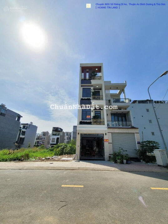 Siêu ngộp nhà hoàn công full nội thất mặt tiền công viên KDC Phú Hồng Thịnh