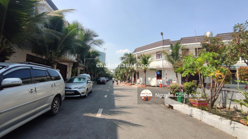 Nguồn ngộp cần bán gấp nhà 1 trệt 1 lầu hoàn công KDC ChamPaCa Gaden P. Đông Hòa, Dĩ An