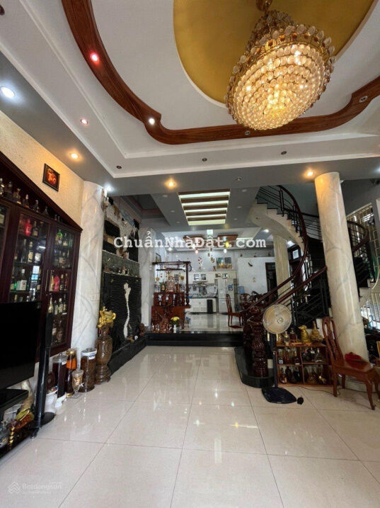 Hạ 3 tỷ bán biệt thự căn góc Dương Quảng Hàm P6 GV, 8 5*20m 3 lầu. Giá 17.5 tỷ tl