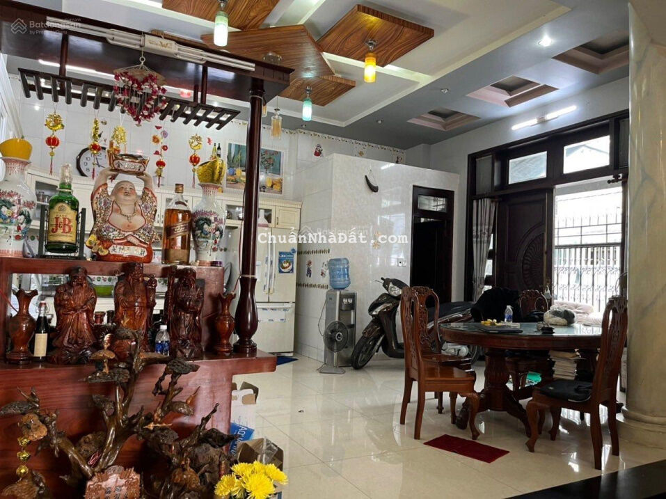 Hạ 3 tỷ bán biệt thự căn góc Dương Quảng Hàm P6 GV, 8 5*20m 3 lầu. Giá 17.5 tỷ tl