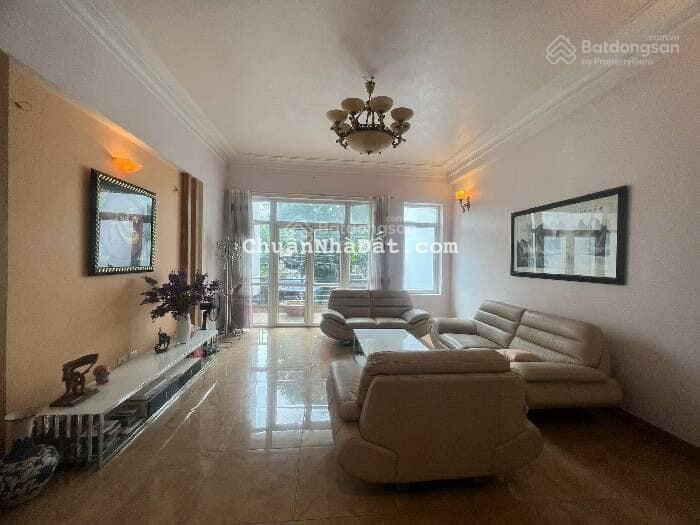 Bán nhà biệt thự Nguyễn Khoái sân vườn ôtô tránh điểm sống lý tưởng DT 108m2 x 4T. Giá 22 tỷ