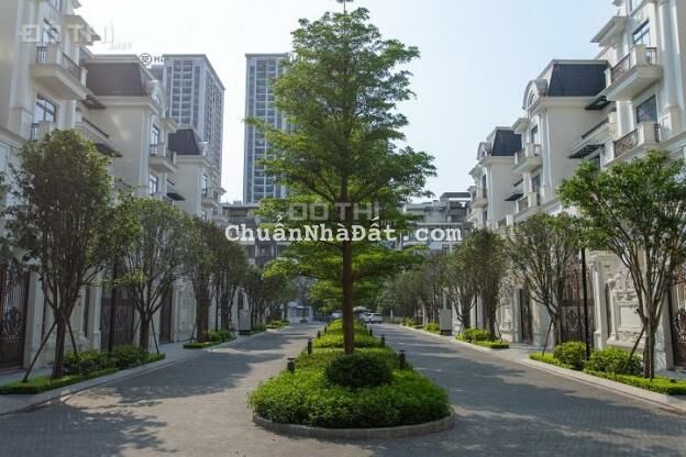 Biệt thự 270m2 lô góc hướng Tây Nam- Đông Nam KĐT Mỹ Đình 2