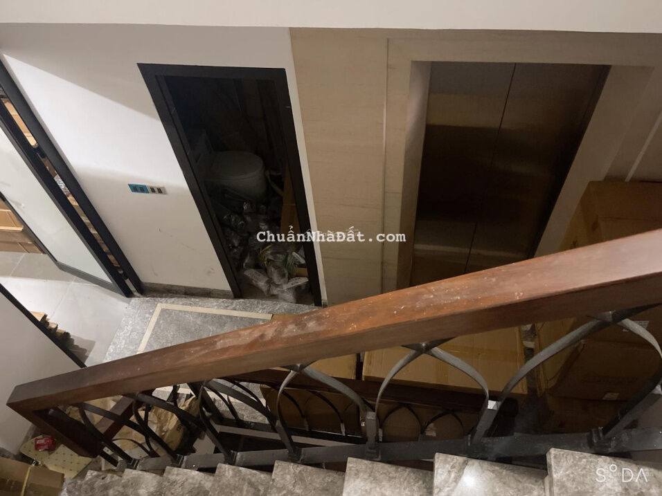 Bán nhà phố Tây Kết, Hai Bà Trưng, phân lô ô tô, DT 50m2 x 6 tầng, thang máy, MT 4,5m, giá 13,7 tỷ