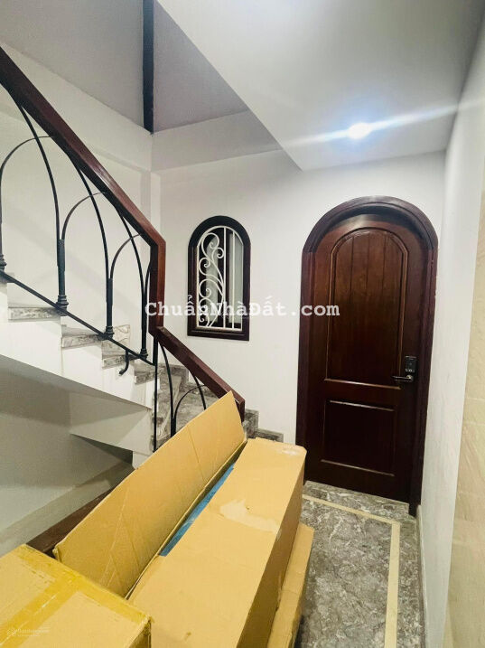 Bán nhà phố Tây Kết, Hai Bà Trưng, phân lô ô tô, DT 50m2 x 6 tầng, thang máy, MT 4,5m, giá 13,7 tỷ