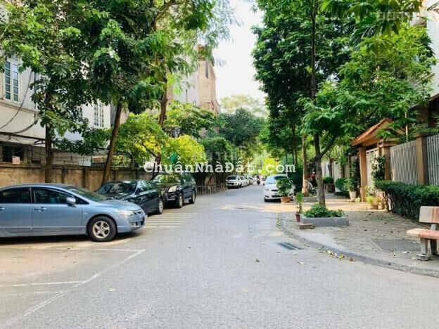 Cần bán biệt thự lô góc 3 mặt thoáng tại KĐT Định Công – Hoàng Mai – HN, 35 tỷ.