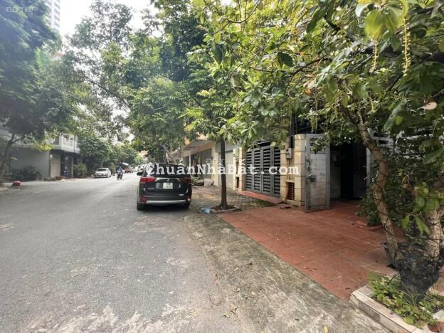 Phân Lô Ô tô Tránh vỉa hè KĐT Xa La Hà Đông 64m2 Mặt tiền rộng Ở Kinh doanh 6.5 Tỷ Phân Lô Ô tô Tránh vỉa hè KĐT Xa La Hà Đông 64m2 Mặt tiền rộng Ở Kinh doanh 6.5 Tỷ