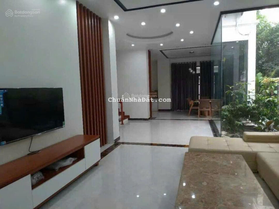 VinHomes imperia song Lập Paris. Diện tích 200m2 nhà hoàn thiện mà giá 20,5 tỷ có bớt