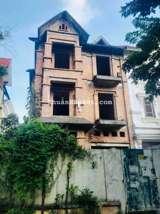 Bán biệt thự Nguyễn Cao Luyện, Việt Hưng, DT 153m2