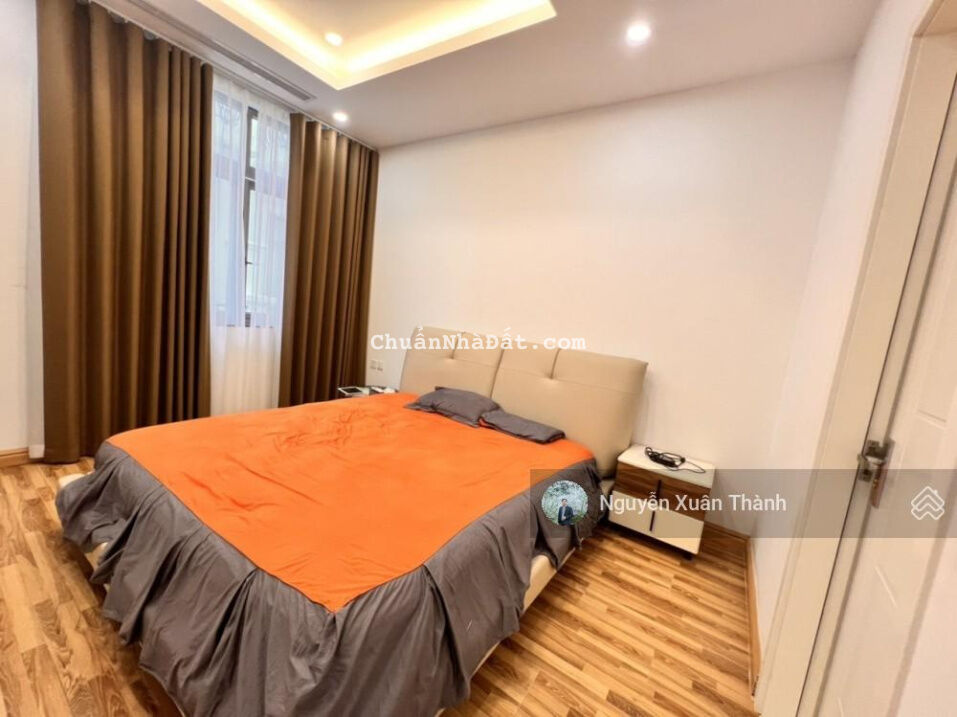 Giảm sốc 3 tỷ, bán gấp, biệt thự vip KĐT Sài Đồng, nội thất đẳng cấp, 215m2 x4T, MT 15m, nhỉnh 24tỷ Giảm sốc 3 tỷ, bán gấp, biệt thự vip KĐT Sài Đồng, nội thất đẳng cấp, 215m2 x4T, MT 15m, nhỉnh 24tỷ