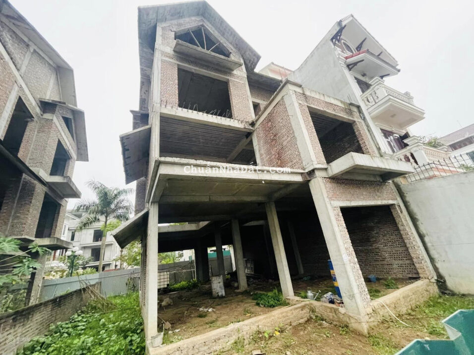 Bán tháo biệt thự KĐT Sài Đồng 240m2 - Đường ô tô tránh, vỉa hè - nhỉnh 20 tỷ - Không có căn thứ 2