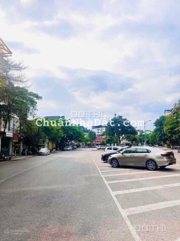 Bán biệt thự tại đại lộ Trần Hưng Đạo, Bắc Lệnh, Lào Cai giá quá rẻ