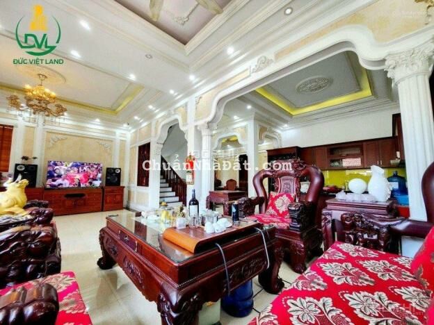 Bán biệt thự tại đại lộ Trần Hưng Đạo, Bắc Lệnh, Lào Cai giá quá rẻ