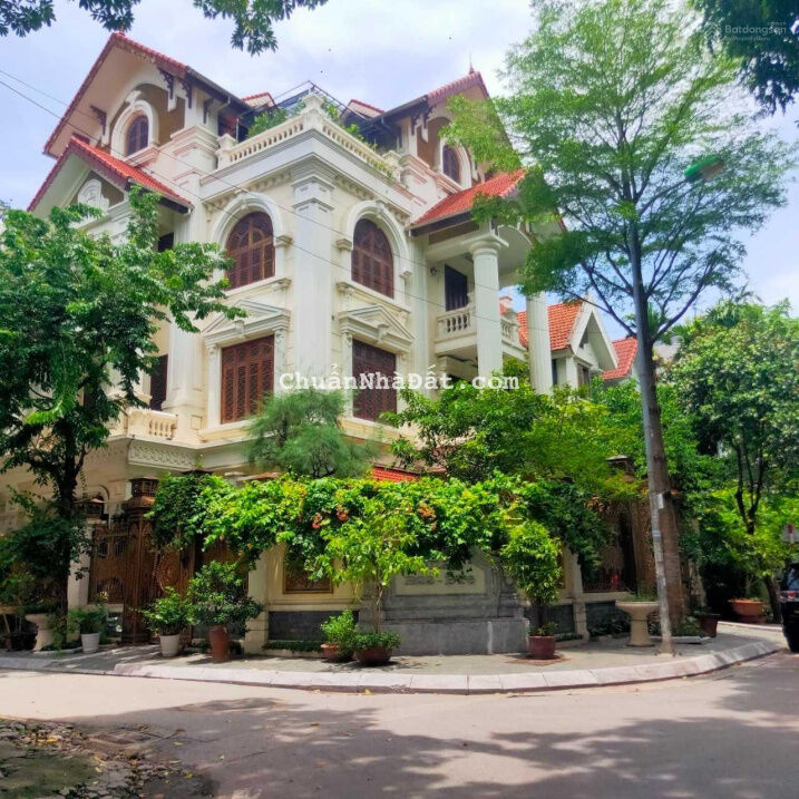 Chính chủ cần bán gấp biệt thự Phố Lưu Hữu Phước 150m2 x 2 thoáng KDT Mỹ Đình vỉa hè rộng giá 19 tỷ Chính chủ cần bán gấp biệt thự Phố Lưu Hữu Phước 150m2 x 2 thoáng KDT Mỹ Đình vỉa hè rộng giá 19 tỷ