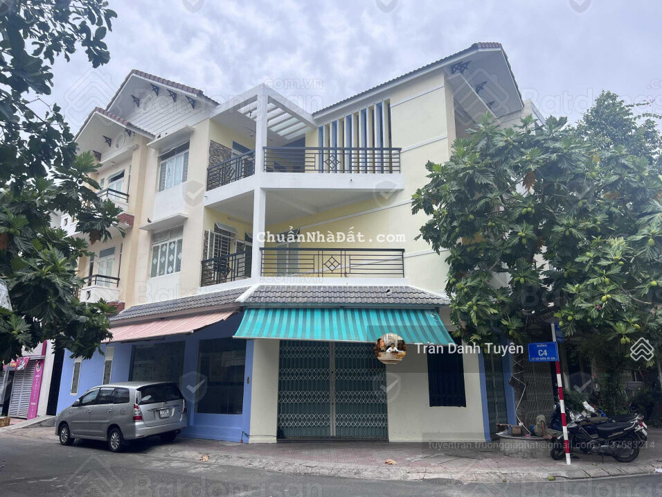 Bán căn nhà nằm ngay góc đường A1 KĐT Vĩnh Điềm Trung, giá tốt