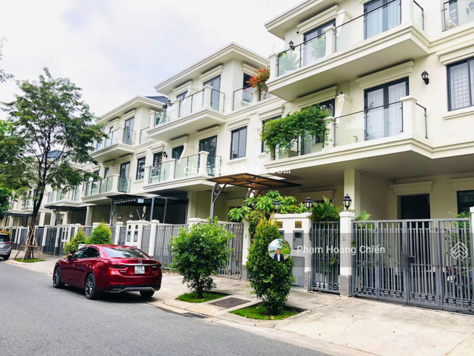 Bán nhà phố Lakeview City DT 5x20m nhà hoàn thiện giá 15 tỷ HĐMB, view hồ 100m2 đường 25m giá 20 tỷ Bán nhà phố Lakeview City DT 5x20m nhà hoàn thiện giá 15 tỷ HĐMB, view hồ 100m2 đường 25m giá 20 tỷ