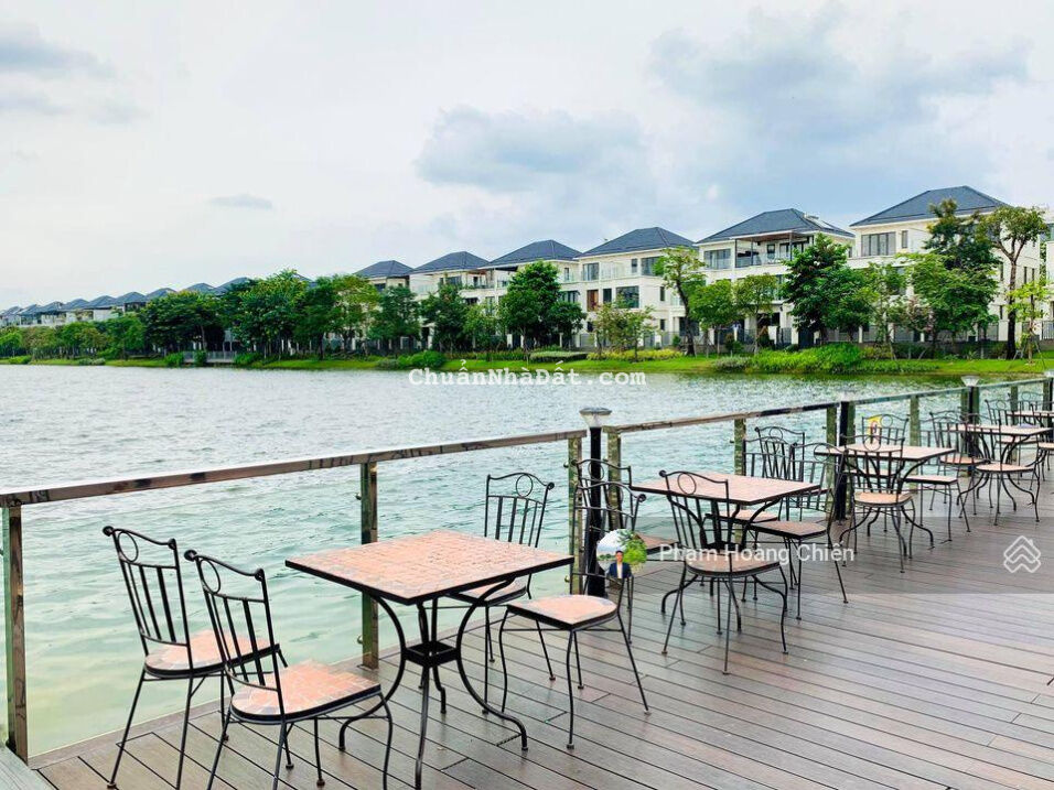 Bán nhà phố Lakeview City DT 5x20m nhà hoàn thiện giá 15 tỷ HĐMB, view hồ 100m2 đường 25m giá 20 tỷ Bán nhà phố Lakeview City DT 5x20m nhà hoàn thiện giá 15 tỷ HĐMB, view hồ 100m2 đường 25m giá 20 tỷ