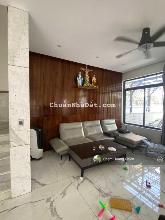 Siêu phẩm biệt thự 2 mặt tiền Lakeview City Dt 8x22m 1trêt 2lầu full cao cấp 3pn 4wc giá 33 tỷ tl