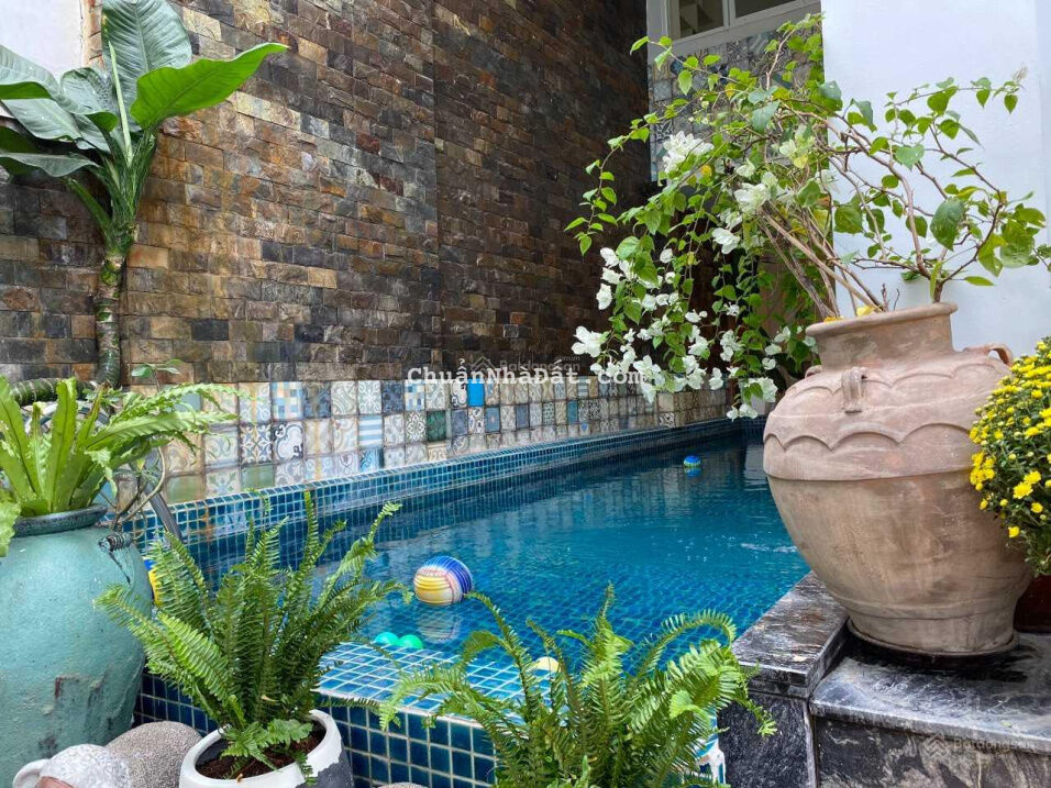 Bán biệt thự Thảo Điền Quan 2 - DT: 202.3m2 đất, bề ngang 8m. Có HB sân vườn, giá: 32ty