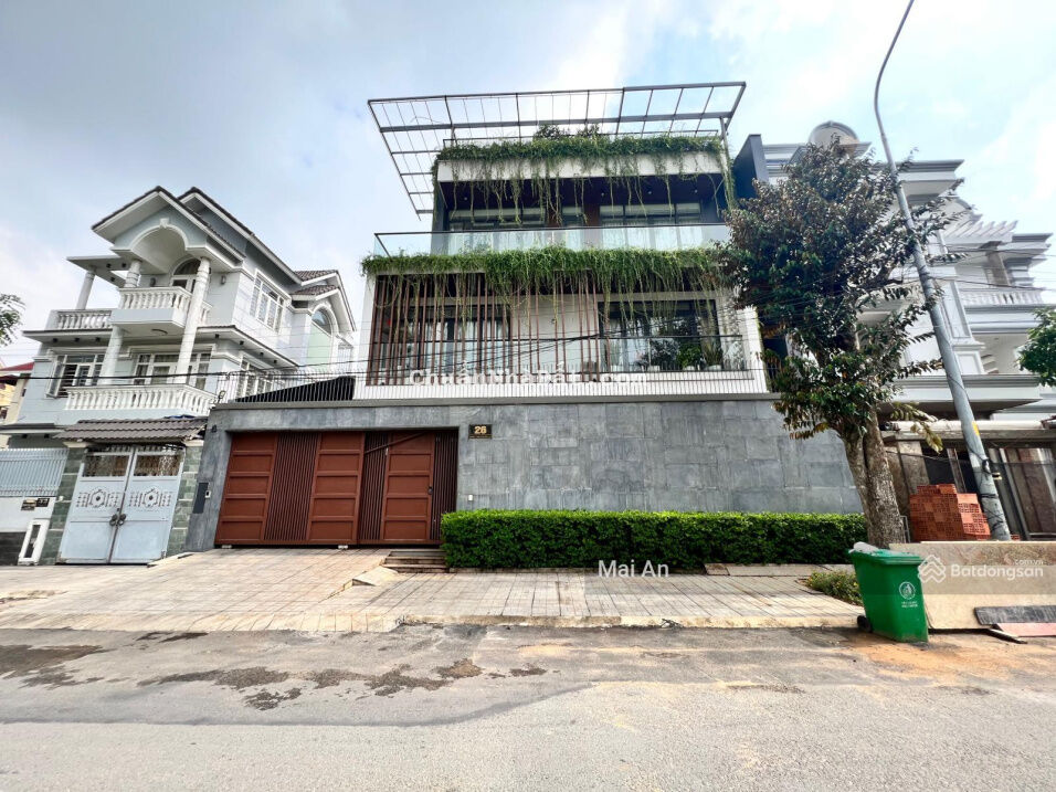 Biệt thự view sông, phường Bình Trưng Đông, quận 2, 15x16m, 4 tầng đường 12m giá 35 tỷ