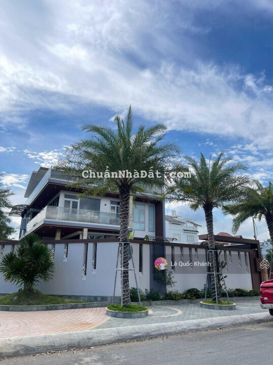 55 giảm còn 43 tỷ - Villa sân vườn Compound Trần Não. DT 13 x 19m. 2 tầng. LH 0901882939 55 giảm còn 43 tỷ - Villa sân vườn Compound Trần Não. DT 13 x 19m. 2 tầng. LH 0901882939