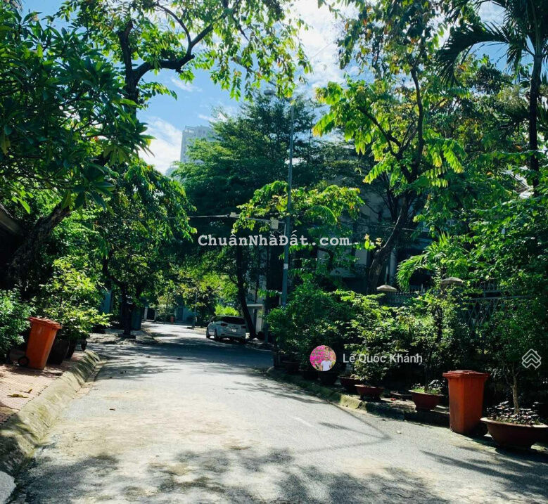 65 giảm còn 58 tỷ Villa hồ bơi Compound Fideco Thảo Điền. DT 18 x 20m 4 tầng. LH 0901882939 65 giảm còn 58 tỷ Villa hồ bơi Compound Fideco Thảo Điền. DT 18 x 20m 4 tầng. LH 0901882939