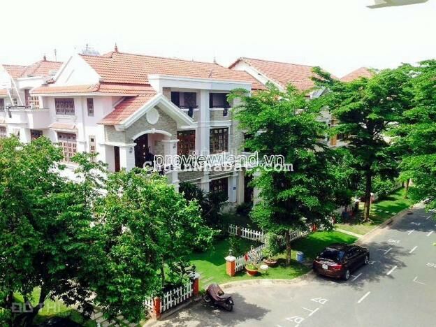 Bán biệt thự Lan Anh Quận 2, 3 tầng, 6PN, DT 378m2, khu compound an ninh
