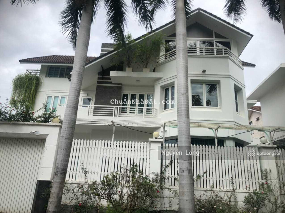 Hạ sâu 8 tỷ bán biệt thự khu sang chảnh Vip hẻm 10m thông 12x20m, Pasteur