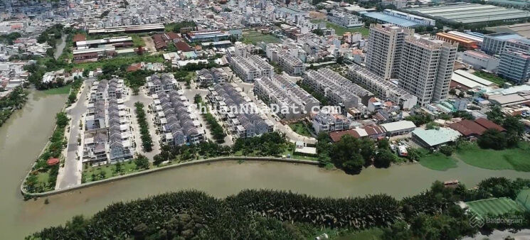 Chính chủ cần bán gấp BT kế công viên 2000m2 Jamona, DT 7.4x18m, hầm trệt 2 lầu, SHR, 20tỷ Chính chủ cần bán gấp BT kế công viên 2000m2 Jamona, DT 7.4x18m, hầm trệt 2 lầu, SHR, 20tỷ