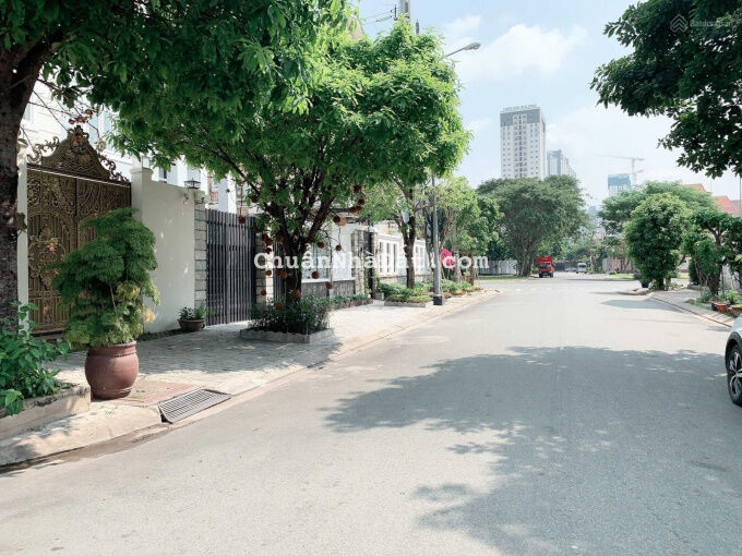 Vay bank trả lãi cao quá cần bán gấp BT KDC Phú Mỹ VPH Q7, DT 10.5x21m, XD trệt 3 lầu, 33.5 tỷ