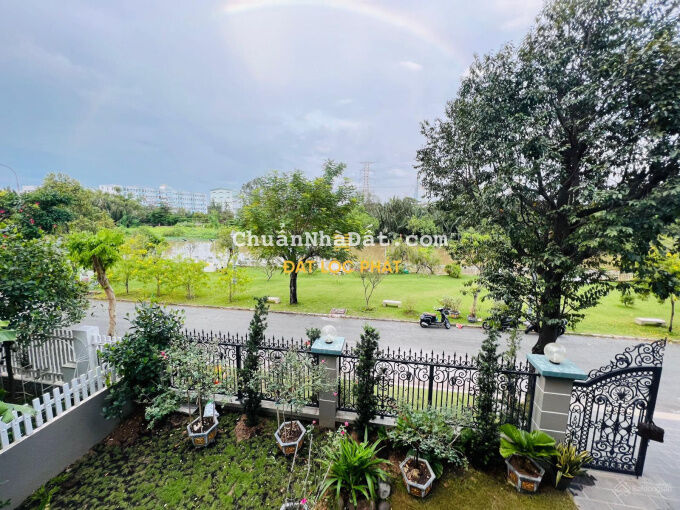 Biệt thự đơn lập view sông Nam Phú Villas Trần Trọng Cung Q7, DT 16mx24m (384m2), SHR, giá 63.5 tỷ