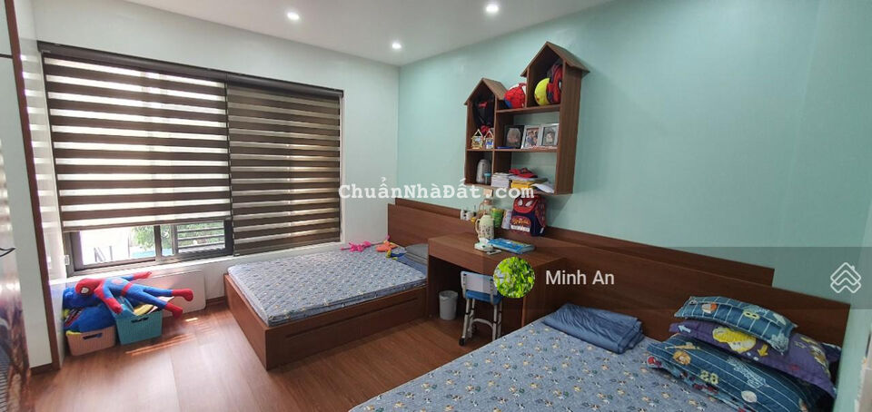 Bán gấp nhà Lk Tổng cục 5 Yên Xá 70m x 5 tầng, vỉa hè, kinh doanh, giá chỉ 10.5 tỷ.