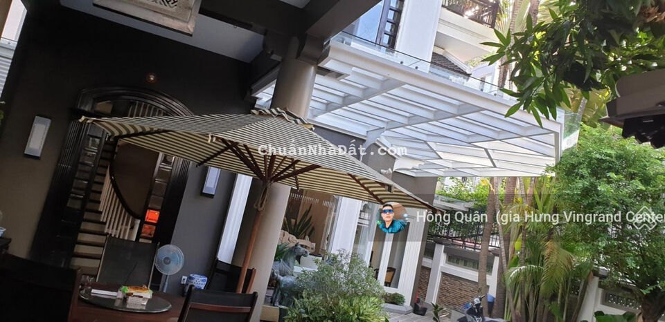 Bán villa biệt thự góc 2 mặt tiền ngay sân bay Tân Sơn Nhất, 13 x 30m, đẹp lung linh giá 60 tỷ