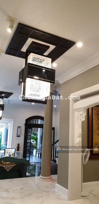 Bán villa biệt thự góc 2 mặt tiền ngay sân bay Tân Sơn Nhất, 13 x 30m, đẹp lung linh giá 60 tỷ