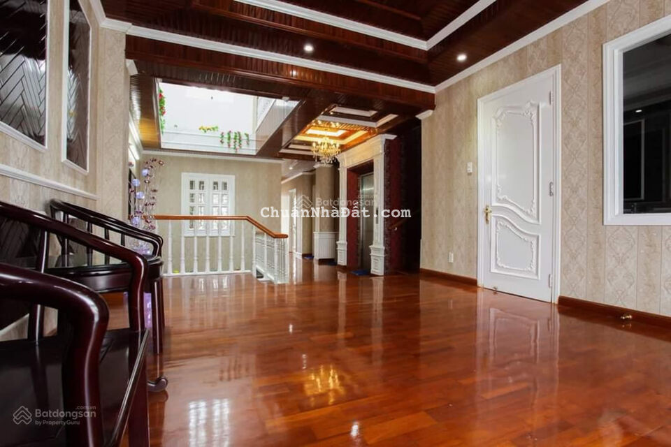 Siêu phẩm biệt thự vip nhất Tân Phú, 5 tầng, 8x 52m, Thoại Ngọc Hầu, Hiệp Tân, giá 55 tỷ (TL) Siêu phẩm biệt thự vip nhất Tân Phú, 5 tầng, 8x 52m, Thoại Ngọc Hầu, Hiệp Tân, giá 55 tỷ (TL)