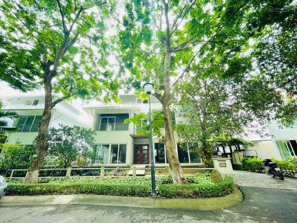 Biệt thự giá rẻ, khu Vườn Tùng Ecopark, 340m2 3 tầng - mặt tiền 16m - biệt thự thô - chỉ 38.8 tỷ Biệt thự giá rẻ, khu Vườn Tùng Ecopark, 340m2 3 tầng - mặt tiền 16m - biệt thự thô - chỉ 38.8 tỷ