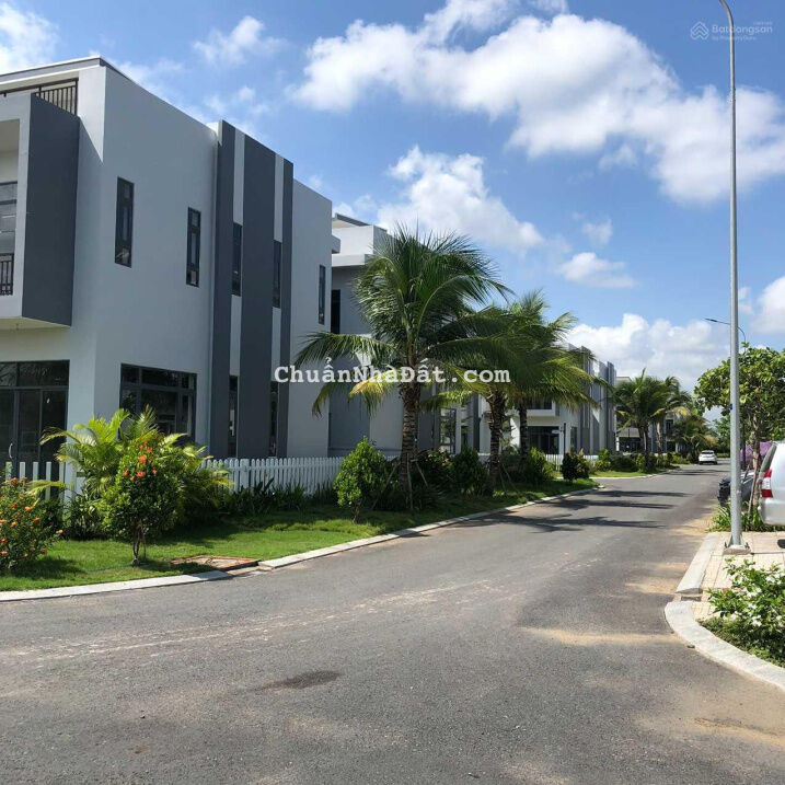 Tôi cần bán gấp căn nhà ngay Tỉnh Lộ 10, cho thuê được 10TR/tháng, shr, 5x15, DTSD 157m2, 2ty150