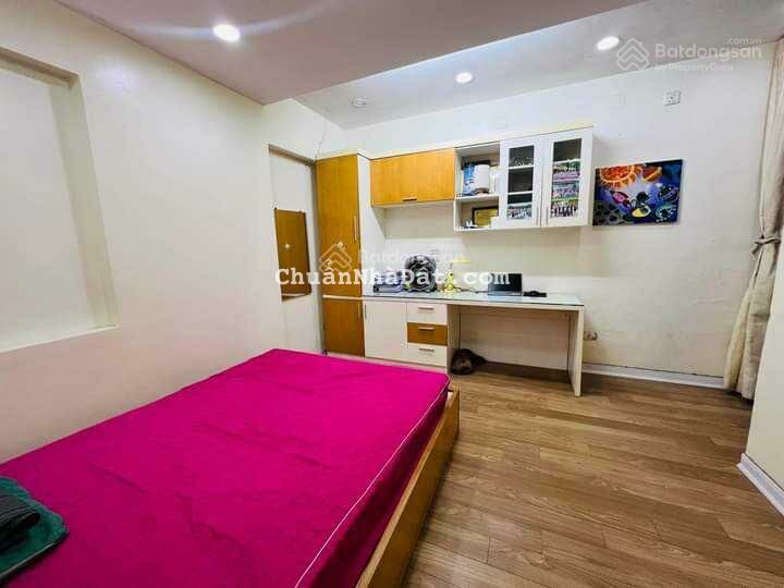 Chính chủ gửi bán căn hộ 3 OCT3B 3PN tại khu đô thị Resco Cổ Nhuế, DT 104m2 giá chỉ 3.15 tỷ