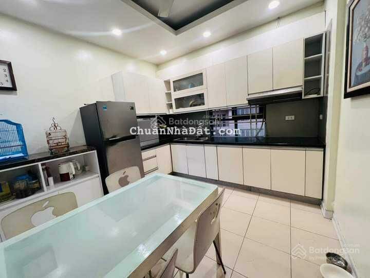 Chính chủ gửi bán căn hộ 3 OCT3B 3PN tại khu đô thị Resco Cổ Nhuế, DT 104m2 giá chỉ 3.15 tỷ