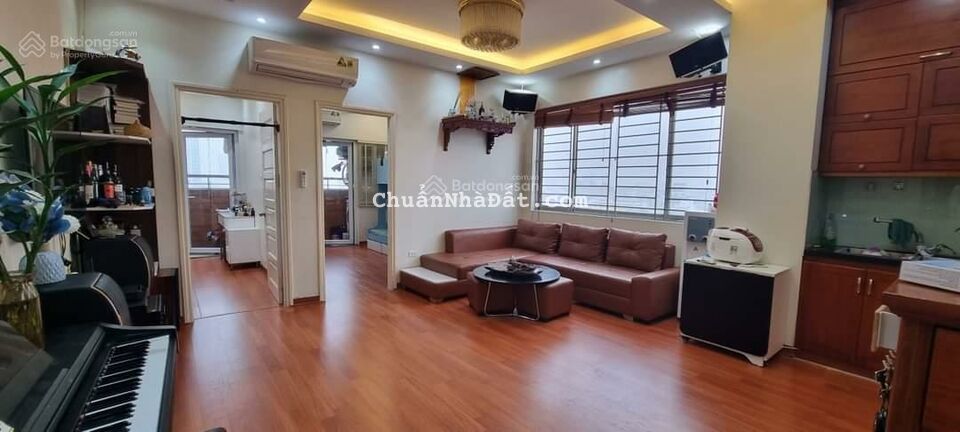 Bán chung cư N3 Nguyễn Công Trứ, Hai Bà Trưng.
DT 62m2, 2PN, 2WC. Giá 3.55 tỷ Bán chung cư N3 Nguyễn Công Trứ, Hai Bà Trưng.
DT 62m2, 2PN, 2WC. Giá 3.55 tỷ