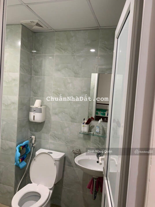 Chính chủ bán nhanh căn 2 ngủ 2 VS ban công Đông Nam tầng 22 tòa Gemek 2 - An Khánh, chỉ 1,9X tỷ