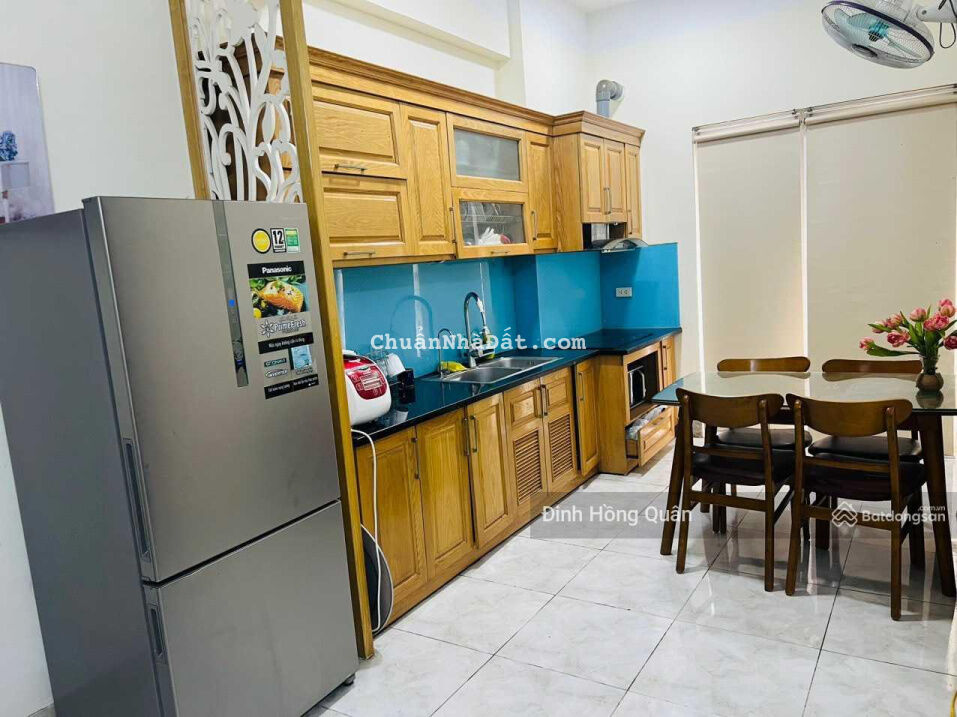 Chính chủ cần bán căn hộ 2 phòng ngủ 2 vs rộng nhất tòa Gemek Tower - An Khánh 81m2, chỉ 1,95 tỷ