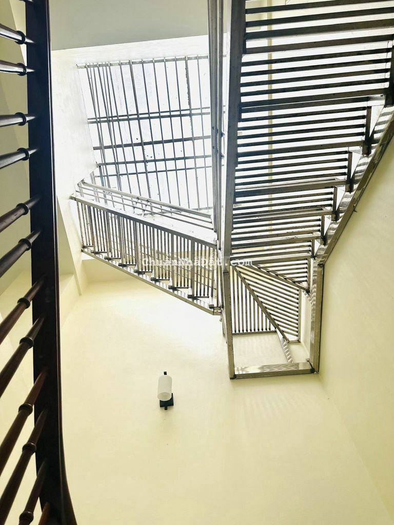 Chính chủ gửi bán căn hộ Văn Quán 96m 3pn đủ đồ chỉ nhỉnh 3 tỷ