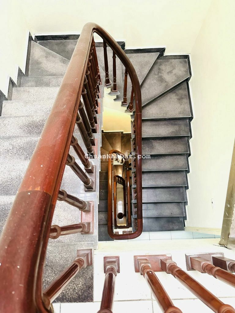 Chính chủ gửi bán căn hộ Văn Quán 96m 3pn đủ đồ chỉ nhỉnh 3 tỷ