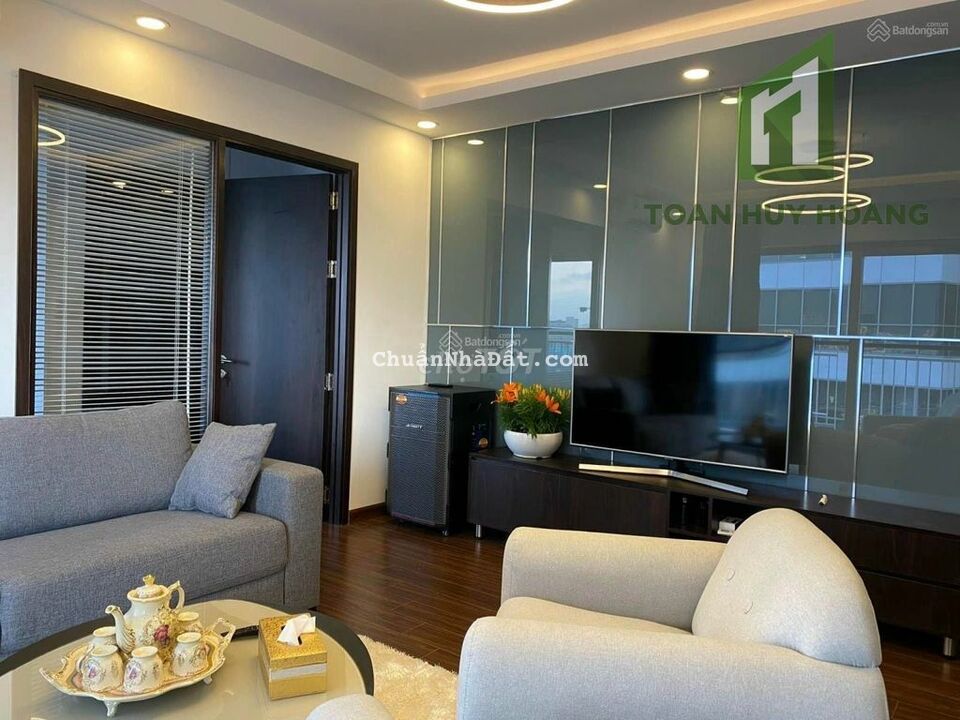 Bán chung cư Indochina Riverside- Bạch Đằng, giá rẻ