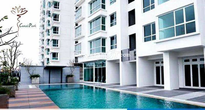 Bán lô góc căn hộ chung cư 100 m2 vier vườn hoa 2.7 tỷ