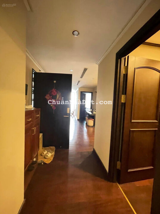 Bán căn hộ CC HC Golden City Bồ Đề, Long Biên 72m2, giá 3,15 tỷ full đồ, chung cư Vip, gần trường