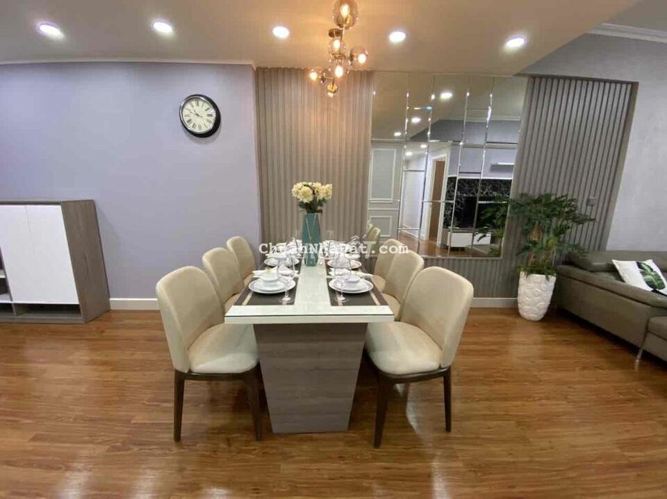 Chính chủ cần bán The Park Residence B3 12.01, 106m2,hđ thuê 12m/tháng Chính chủ cần bán The Park Residence B3 12.01, 106m2,hđ thuê 12m/tháng